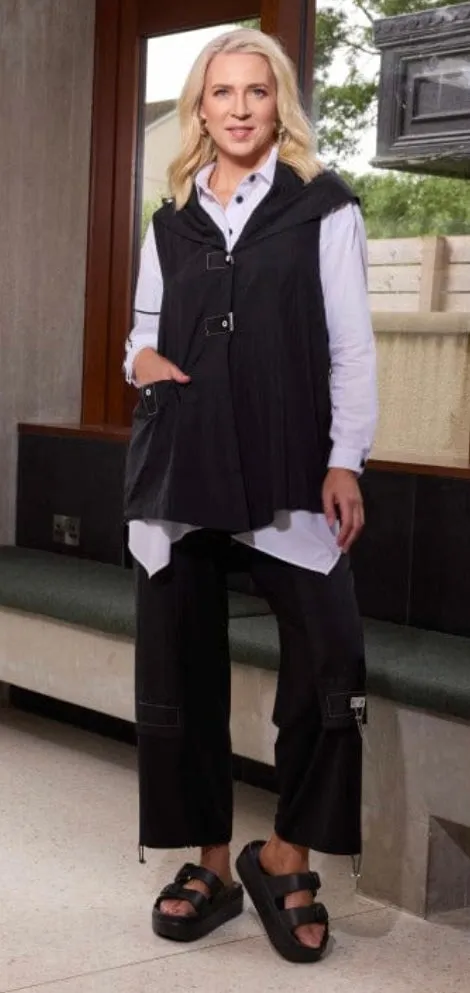 127 Black Gilet  09 - ORA 2025