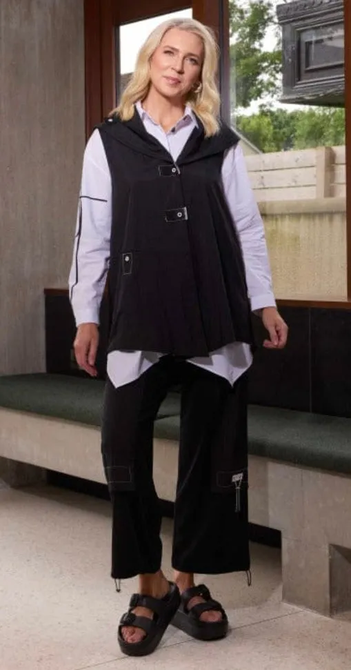 127 Black Gilet  09 - ORA 2025