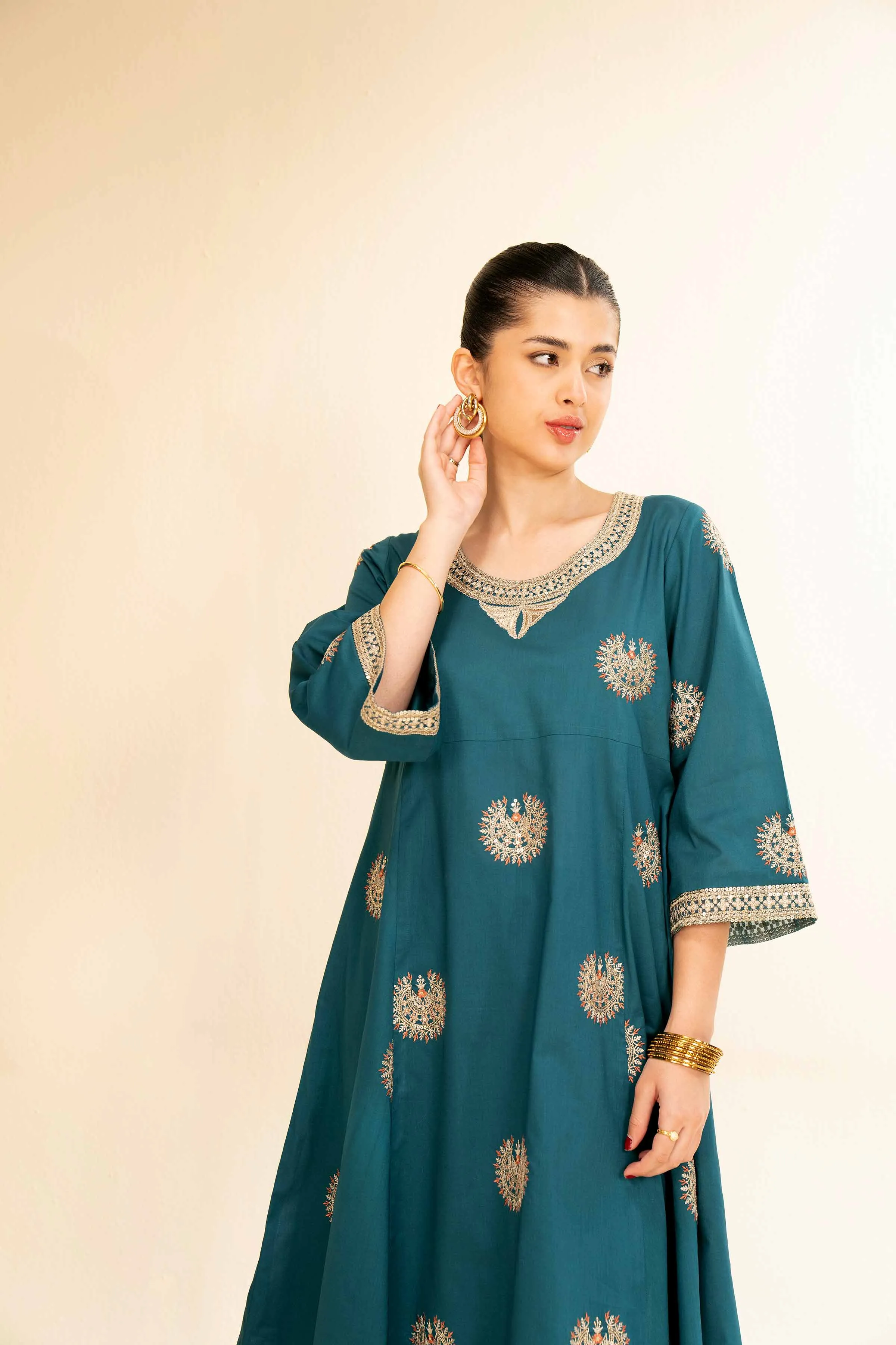 2 Piece - Dyed Embroidered Suit - 42501257