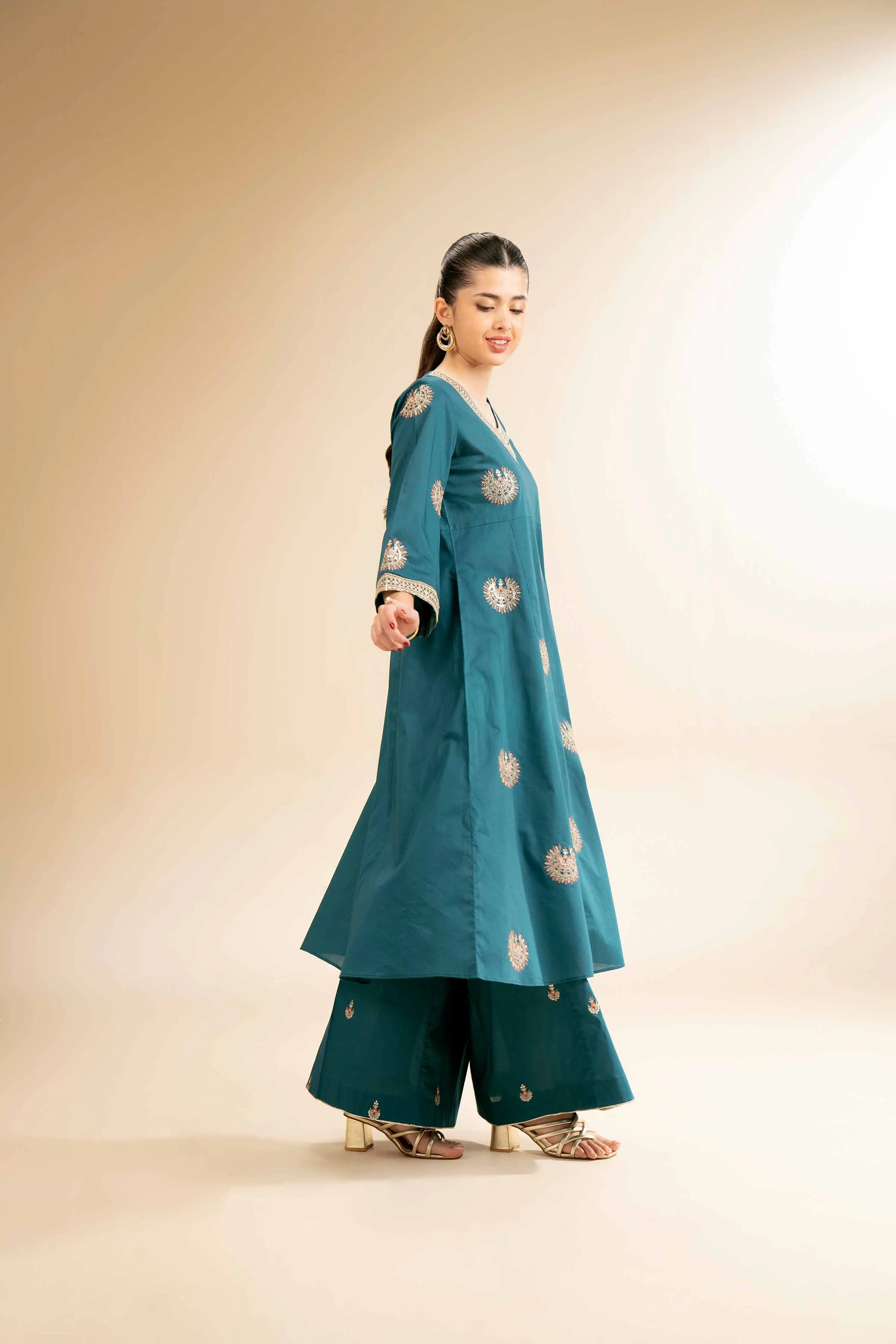 2 Piece - Dyed Embroidered Suit - 42501257