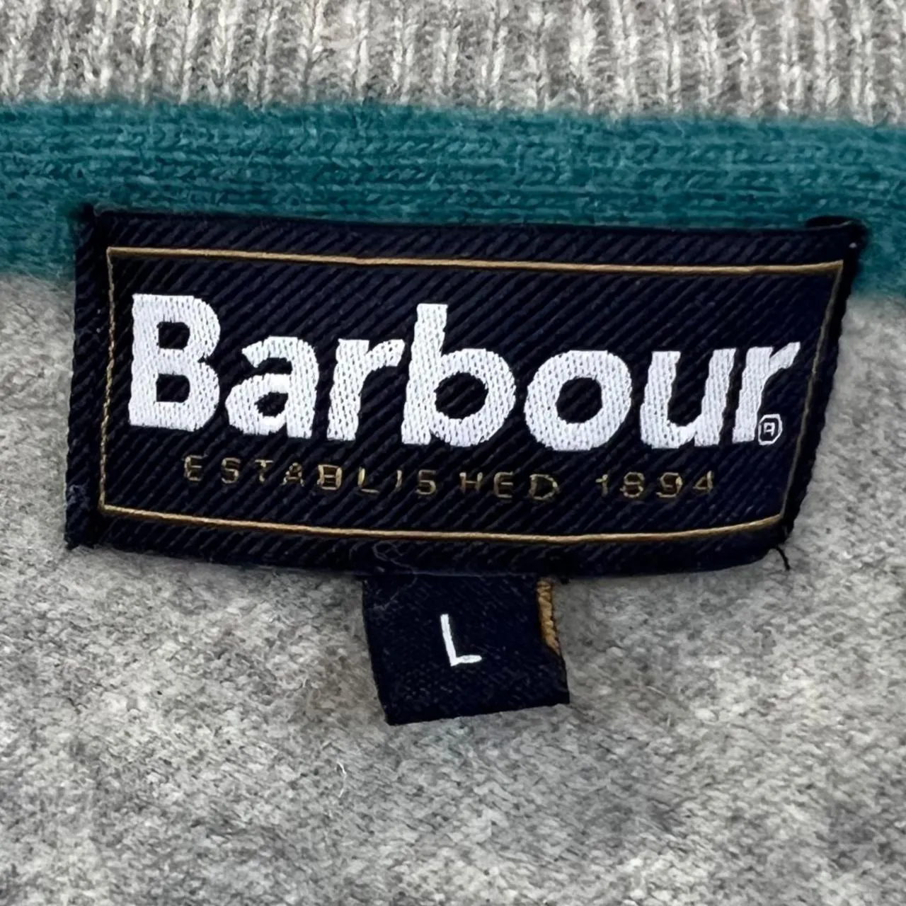 BARBOUR Classic Basic Embroidered Mini Logo Lambswool Knit Crewneck Sweater Jumper