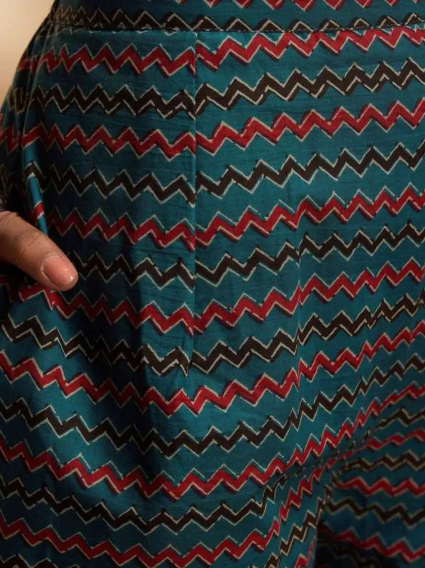 Ethnic Motifs Printed V-Neck Pure Cotton Kurta Set