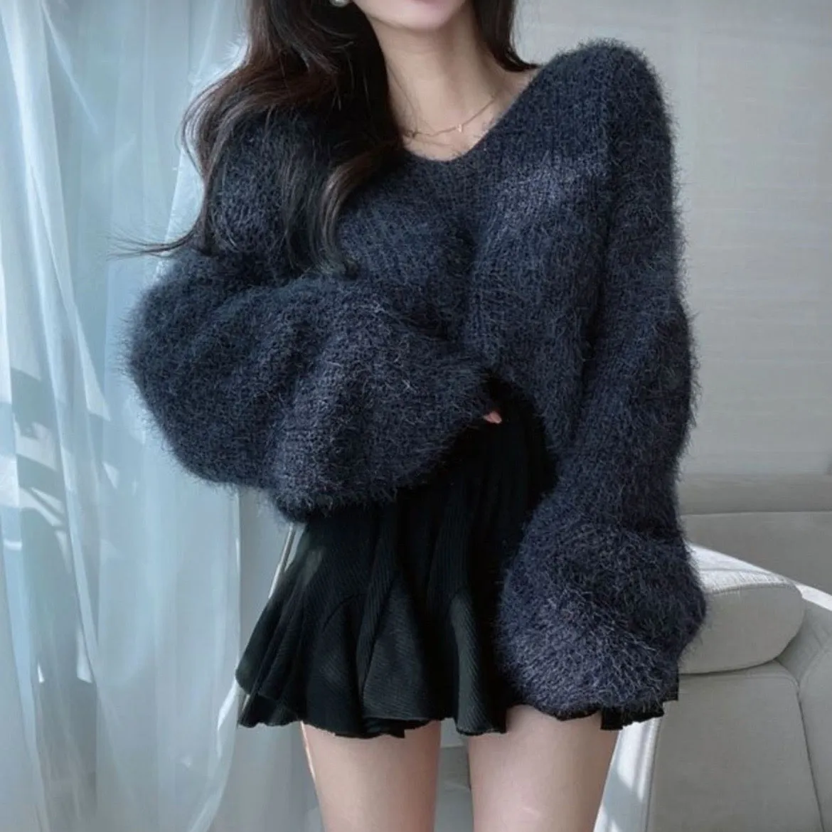 Eva V-Neck Knit Top