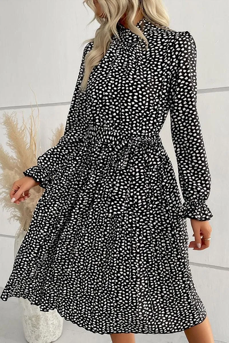HIGH NECK PLEATED CASUAL DRESS