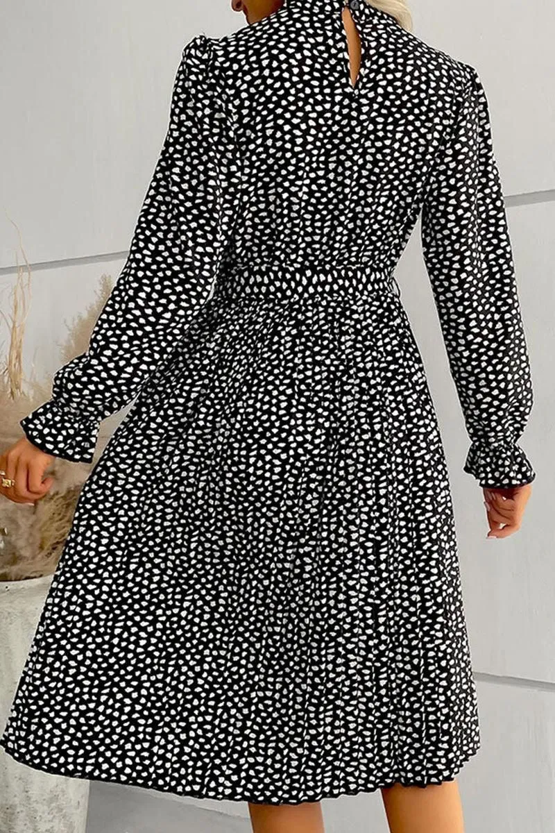HIGH NECK PLEATED CASUAL DRESS