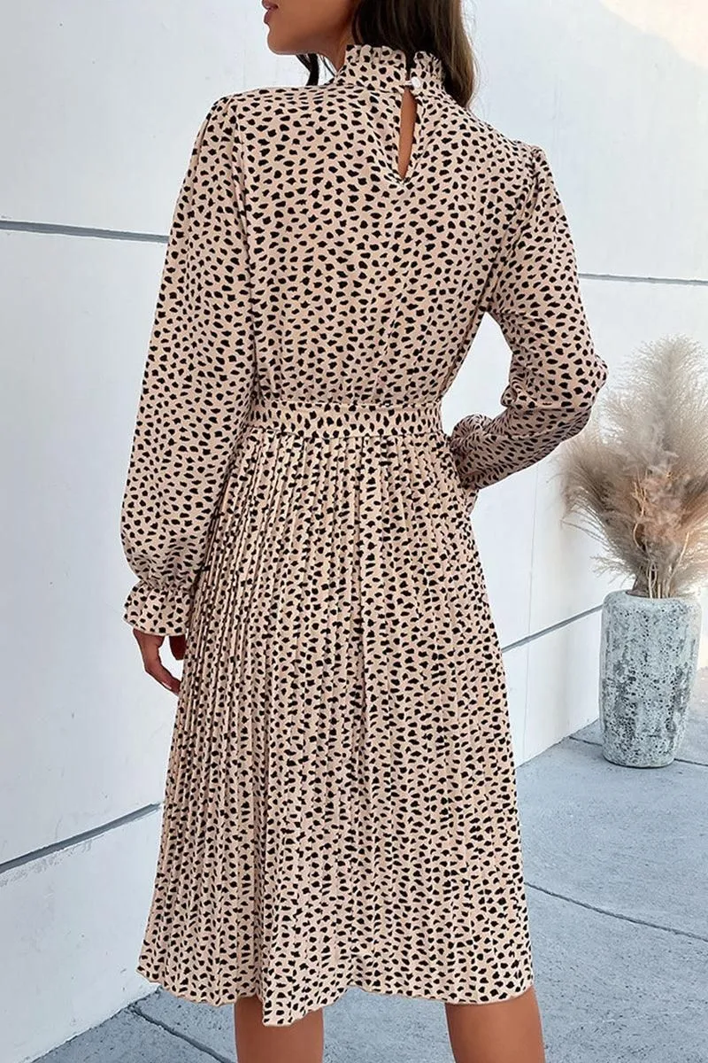 HIGH NECK PLEATED CASUAL DRESS