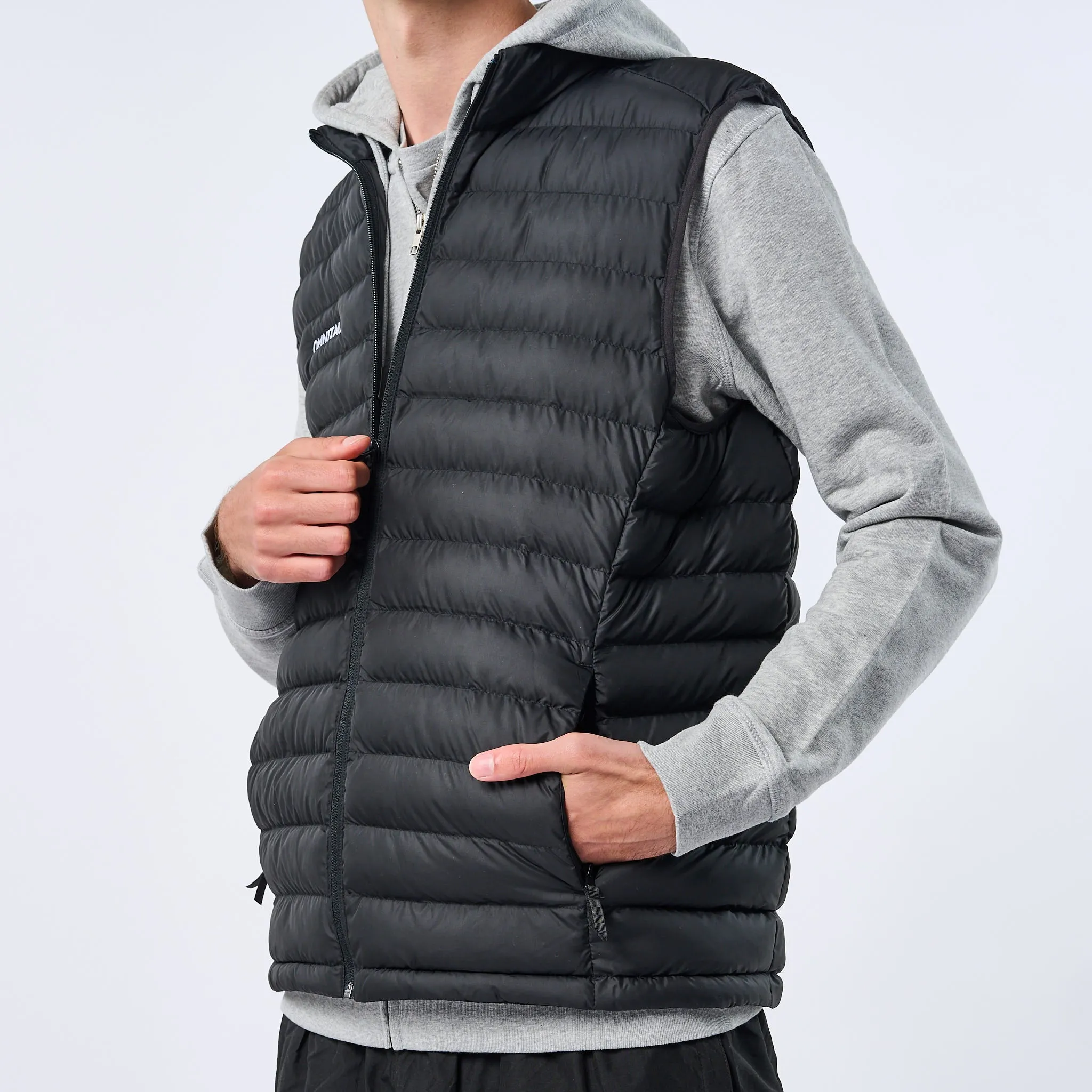 Omnitau Men's Team Sports Recycled Padded Gilet - Black