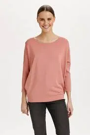 Saint Tropez Mila 3/4 Sleeve Batwing Fine Knit Jumper