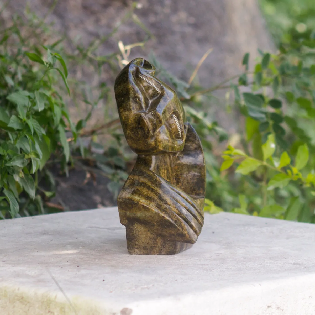 The Hunting Cat||Shona Stone Sculpture