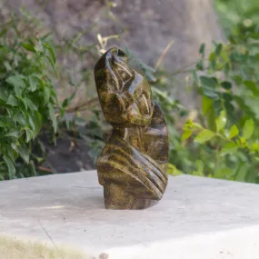 The Hunting Cat||Shona Stone Sculpture